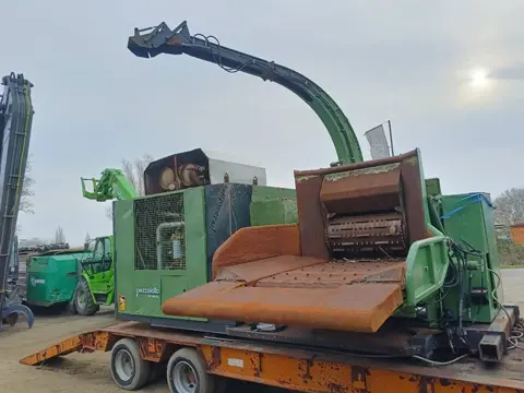 Pezzolato PTH1000/820 M chipper wood versnipperaar shredder