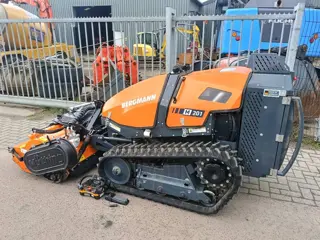 Bergmann M201 mcconnel robocut irus deltrak robot maaier