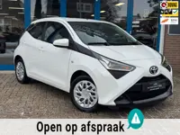 Toyota Aygo 1.0 VVT-i x-play 2018 AUT NAVI AIRCO CAMERA NAP!