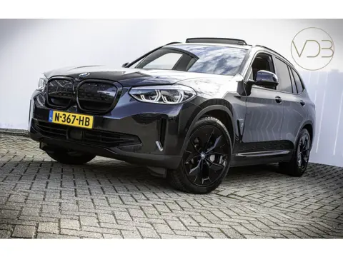 BMW iX3 High Executive 80 kWh PANO 360GR CAM HARMAN KARDON LEER