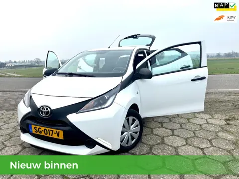 Toyota Aygo 1.0 VVT NAP 5D AIRCO NW APK XENON NIEUWE MODEL EXCL.BTW