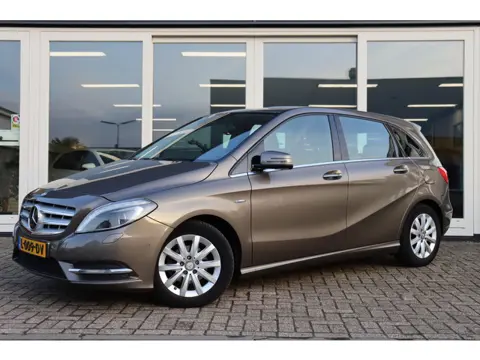 Mercedes-Benz B-Klasse 180 Ambition, Automaat, Cruise Control, Navi, Stoelverwarming, Airco, PDC V+A