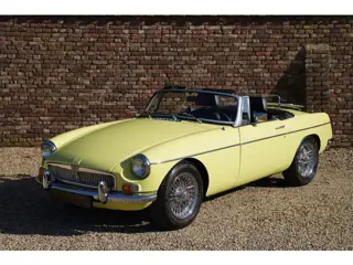 MG B Roadster Overdrive Same owner since 1981!, MGC rear axle, Restored condition! Well documented, 