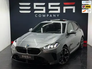 BMW 1-serie 120i M Sport Pano Memory Keyless Dodehoek