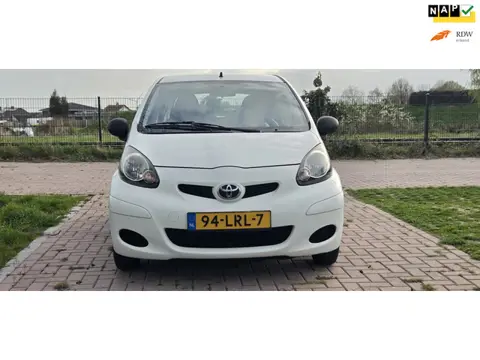Toyota Aygo 1.0-12V AIRCO| 5- DEURS GOED ONDERHOUDEN - NIEUWE KOPPELING