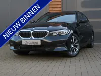 BMW 3 Serie Touring 320e Business Edition Plus Airco Cr-Control CarPlay Panoramadak