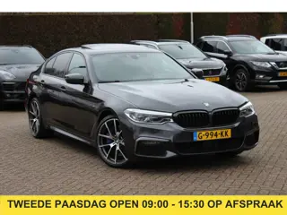BMW 5 Serie 540i High Exe. M Sport / Trekhaak / Schuifdak / Camera / Leder / Keyless / 20'' / Stoelv