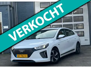 Hyundai IONIQ 1.6 GDi First Edition | Clima | Camera | Open-Dak | Navi