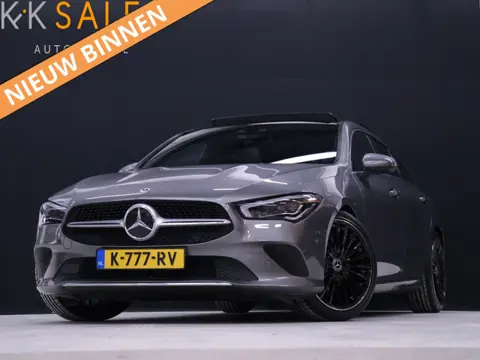 Mercedes-Benz CLA-Klasse Shooting Brake 180 Business Solution Luxury [SCHUIFKANTELDAK, STOELVERWARMI