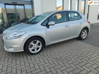 Toyota Auris 1.6 Dynamic originele lage km stand!