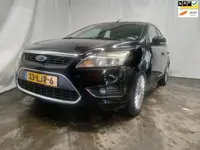 Ford Focus 1.8 Limited - Linker Front Schade