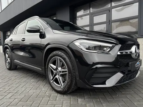 Mercedes-Benz GLA 200 Business Solution AMG Pano 360 camera