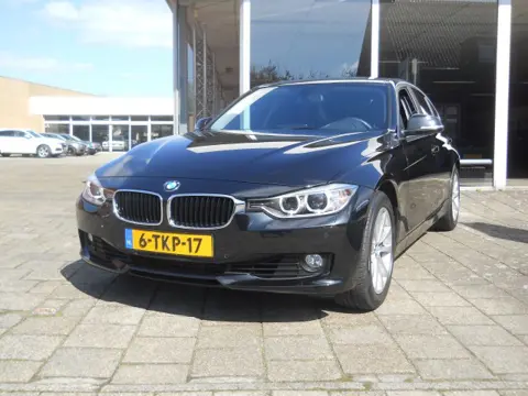 BMW 3-SERIE 320i Executive **Nieuw-staat**