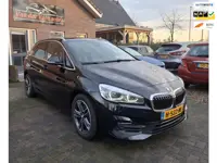 BMW 2-serie Active Tourer 218i Executive Edition M-pakket. Dealer onderhouden! O.a. pano, nav, camer