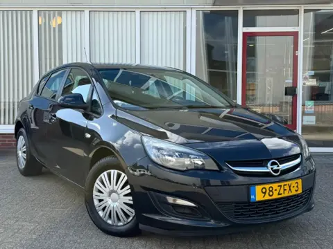 OPEL ASTRA 1.4 Edition 5 Deurs I Airco I Trekhaak I Cruise I Volledig onderhouden