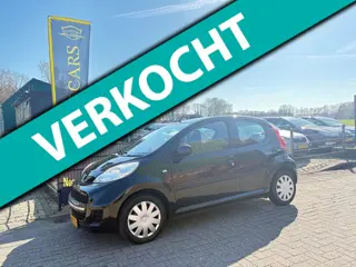 Peugeot 107 1.0-12V XR AIRCO,ELEKT RAMEN,CENTRALE DEURVERGRENDELING,MULTIMEDIA,TOERENTELLER,MET APK!