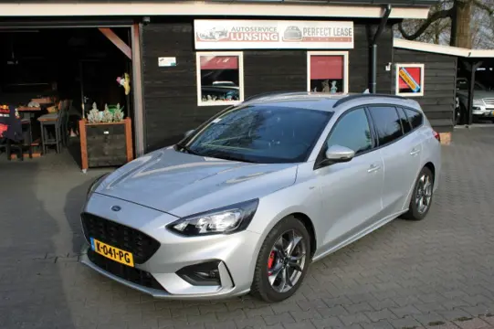 FORD FOCUS 1.5 Ecoboost 150PK Automaat ST Line X Business