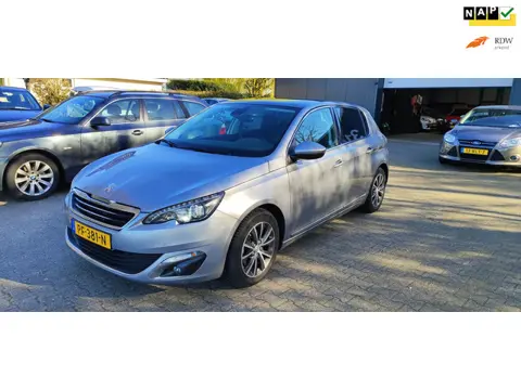 Peugeot 308 1.2 PureTech Blue Lease Premium bj 2017 airco/navi panodak