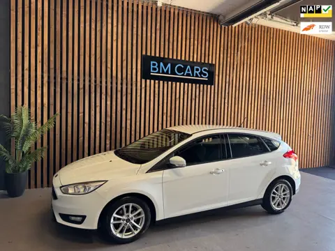 Ford Focus 1.0 Lease Edition Airco, Navigatie, Pdc