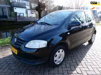 Volkswagen Fox 1.4i 75pk 4-Cilinder Stuurbekr. Voordelig rijden