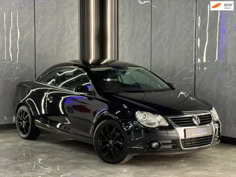 Volkswagen Eos 2.0-16v FSI 2e Eignaar | Pano | Leer | Stoelverwarming | Cruise | Boekjes