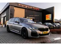 BMW 5-serie Touring 530e xDrive M-Sport, Pano, ACC, H&K Audio, Shadow line