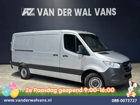 Mercedes-Benz Sprinter 315 CDI 150pk L2H1 Euro6 Airco | Camera | Apple Carplay | Trekhaak | Cruiseco