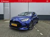 Toyota Yaris 1.5 Hybrid Dynamic  | Slechts  8500 KM | org NL en 1e Eigenaar |