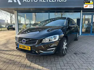 Volvo V60 2.4 D6 AWD Plug-In Hybrid Summum|Camera|Open dak|Memory|Trekhaak