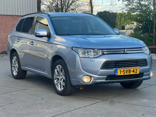 Mitsubishi Outlander 2.0 PHEV Instyle