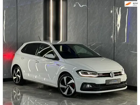 Volkswagen Polo 2.0 TSI GTI 1e Eignaar | Camera | Sfeer | 17” GTI Velgen | Stoelverwarming | Cruise 