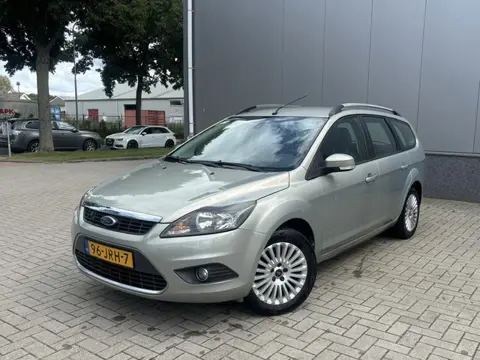 Ford Focus 1.8 Titanium Flexi Fuel