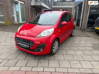 Peugeot 107 1.0 Première airco el ramen 3 deurs nieuwe apk 74270 km