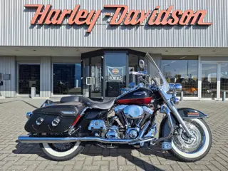 Harley-Davidson FLHRC Road King Classic (bj 2005)