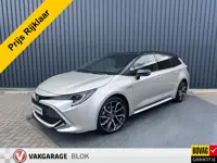 Toyota Corolla Touring Sports 2.0 Hybrid Executive / Bi tone | JBL | Head-up | 18 inch | PDC | Rijkl