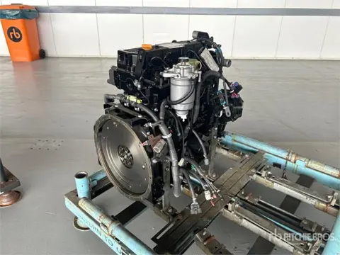 Yanmar 4TNE94L-BSHYG (bj 2022)