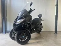 Piaggio Scooter 300 MP3 HPE Deep Black Special Edition
