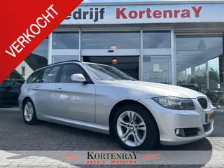 BMW 3-serie Touring 318i Corporate Lease Business Line /dealer onderhouden/trekhaak/navi/