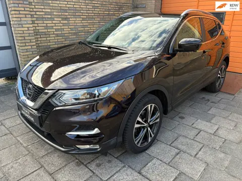 Nissan Qashqai 1.3 DIG-T Tekna / Pano