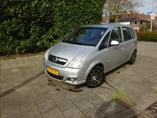 Opel Meriva 1.6-16V Executive MET JAAR APK