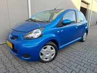 Toyota Aygo 1.0-12V Dynamic Blue AIRCO/5 DEURS!