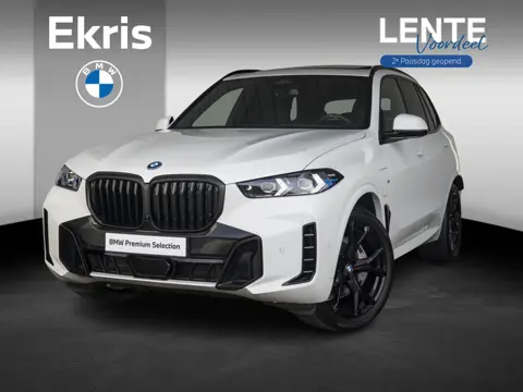 BMW X5 xDrive50e | M Sportpakket | Innovation Pack | Luchtvering | Comfort Access | Soft-Close | Pan