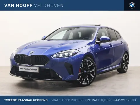 BMW 1 Serie 120 M Sport Automaat / Panoramadak / Sportstoelen / Achteruitrijcamera / M Adaptief onde
