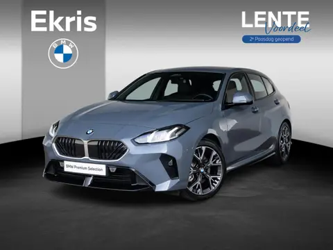 BMW 1 Serie 120 | M Sportpakket | Driving Assistant | Achteruitrijcamera | Stoelverwarming | PDC | 1