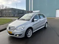 Mercedes-Benz B-Klasse 180 BlueEFFICIENCY LPG-G3 onderbouw 116 PK. Mooie en zeer fijn rijdende auto 