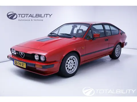 Alfa Romeo GTV 2.5 V6 158 PK Ronal LMV, Tripmaster classic 303