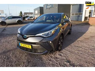 Toyota C-HR 1.8 Hybrid Style, 12-22 , nieuwstaat, org Ned , NAP , 1e eig , alle opties