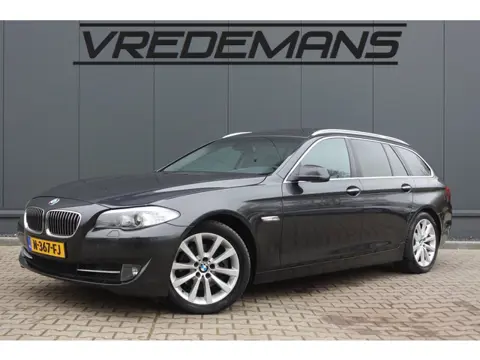 BMW 5-serie Touring 523i High Executive