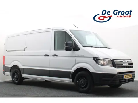 MAN TGE 30 2.0 L3H2 3-Zits, Camera, Apple Carplay, Cruise, Airco