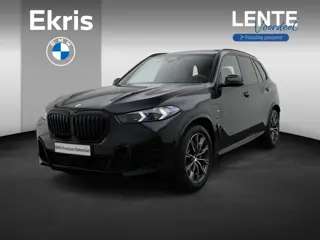 BMW X5 xDrive50e M Sportpakket Pro | Travel Pack | Innovation Pack | Trekhaak | Panoramadak | Harman